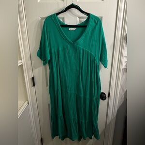 Boutique Green V-Neck Tiered Maxi Dress